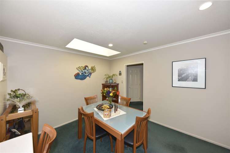 7 Netherby Lane Shirley_9