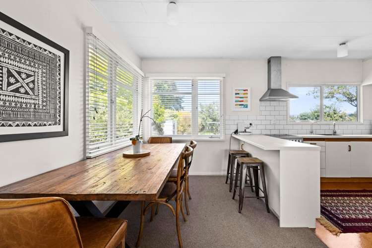 39 Saint Andrews Road Havelock North_4