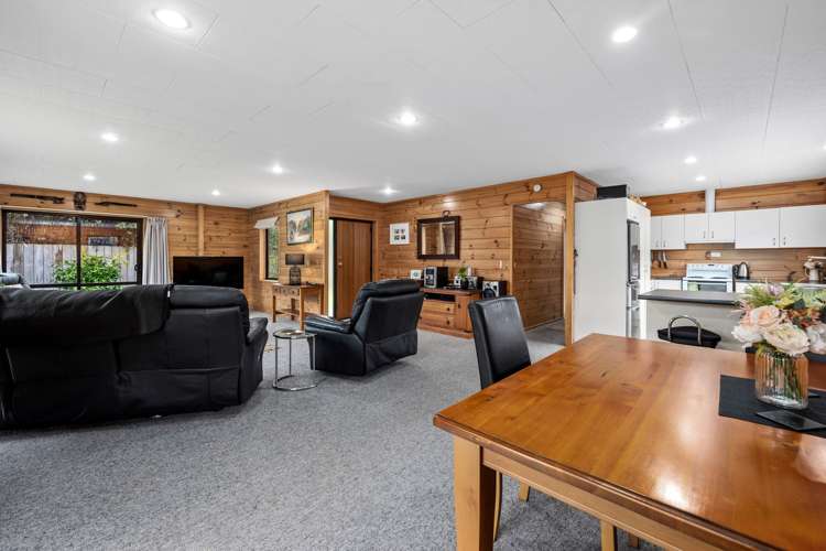 10 Heaphy Place Pukehangi_9