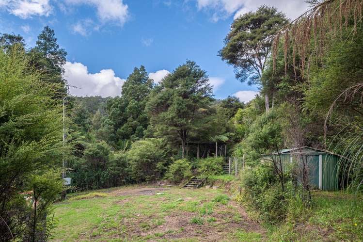 1196 Huia Road Huia_42