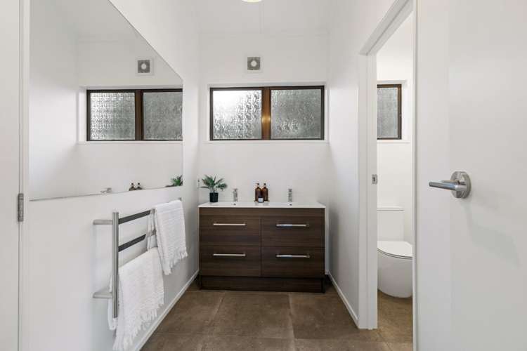 368 Papamoa Beach Road Papamoa Beach_16