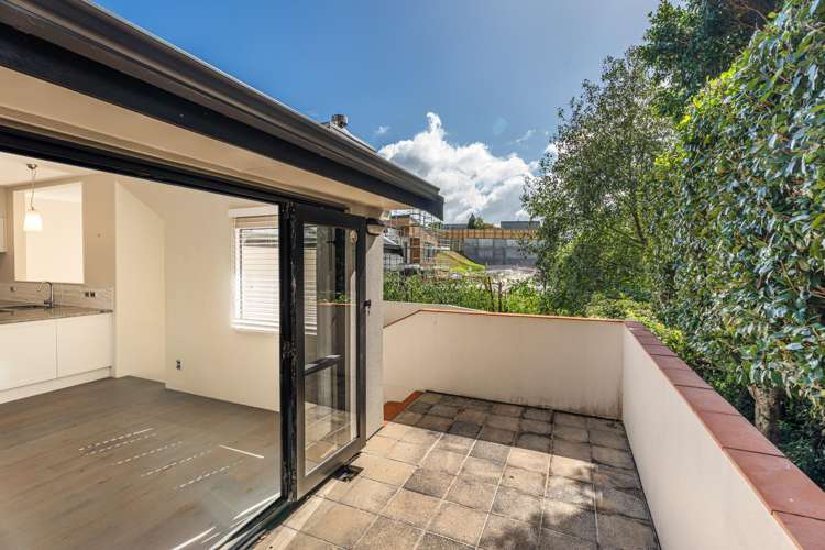 16b Abbotts Way Remuera_18