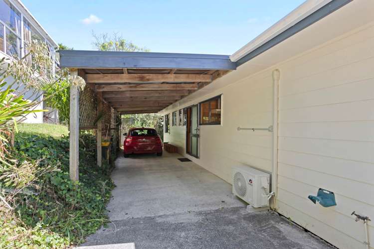 2/613a Glenfield Road Totara Vale_22