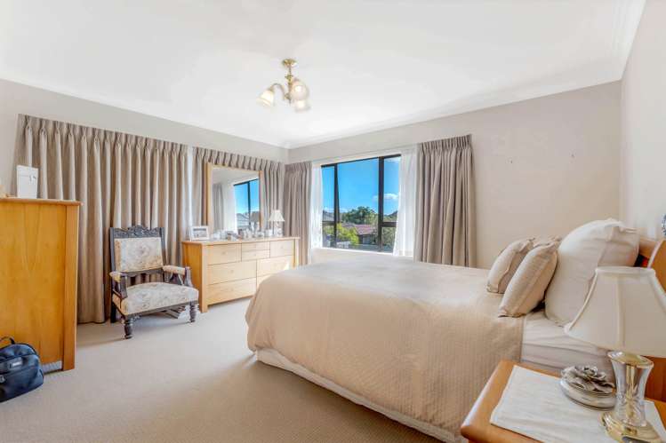 12 Galloway Crescent Farm Cove_13