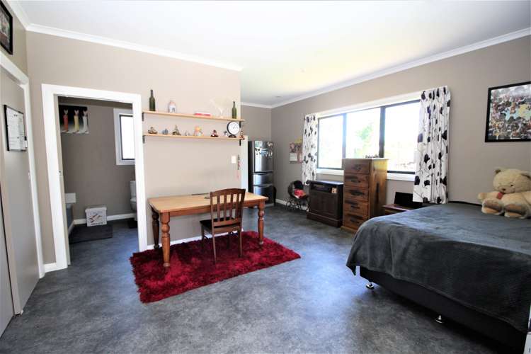 25 Ross Street Woodville_18