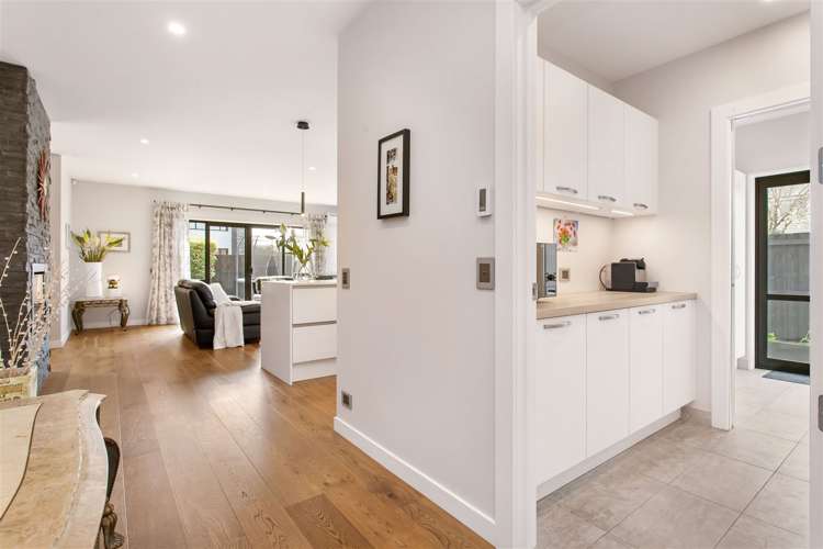 447 Ilam Road Bryndwr_1