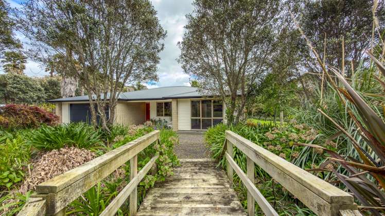 12 Titoki Lane Whangamatā_19