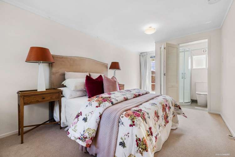 15 Whytehead Crescent Saint Heliers_15