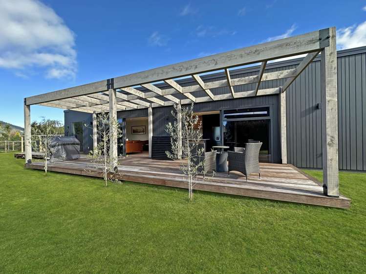 135 Lisland Drive Kinloch_17