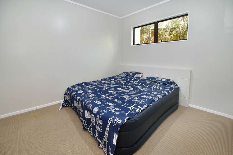 36 Surf Road Stanmore Bay_19