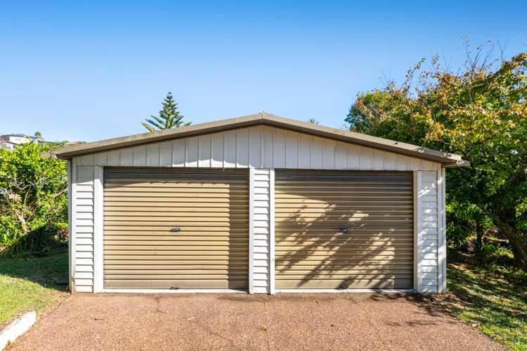 16 Pohutukawa Avenue Red Beach_29