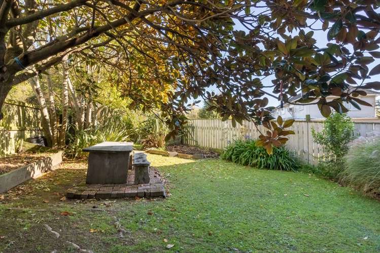 2/195 Bedford Street Cannons Creek_10