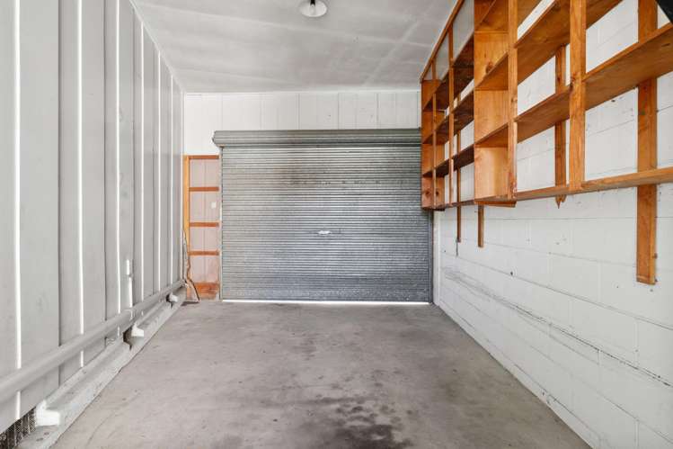 2/9 Lichfield Street Stoke_13