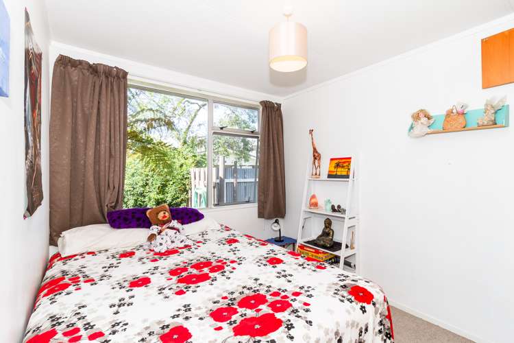 3 Tiffen Place Greenmeadows_8