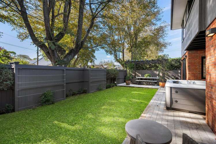 1/32 Empire Road Epsom_18