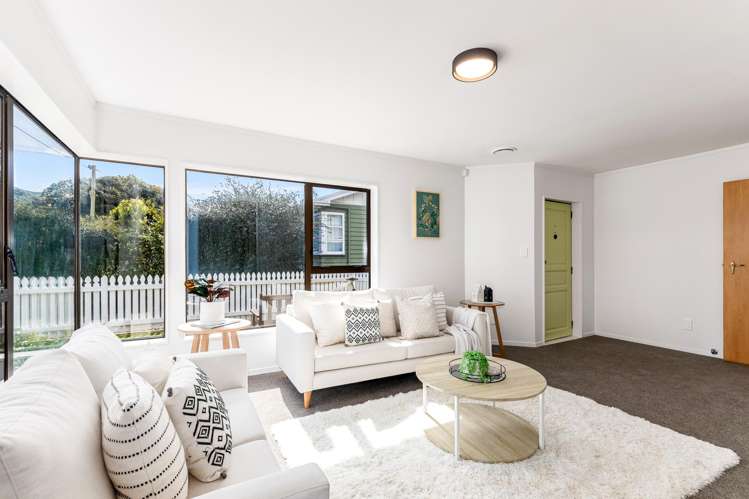 48A Oxford Street Tawa_4