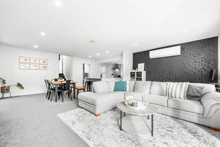 10 Redvers Drive Belmont_16