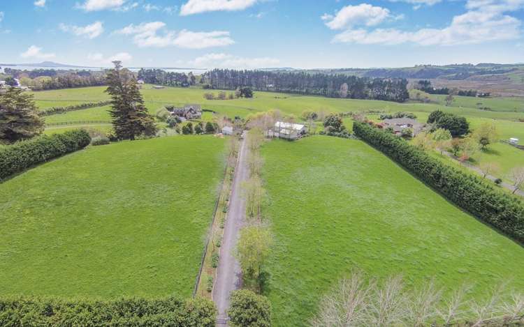 36 Henson Road Whitford_4