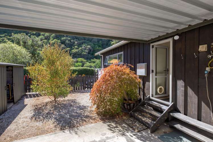 4 Titoki Street Rarangi_11