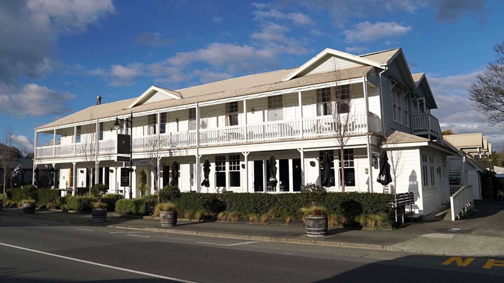 Picturesque Wairarapa White Swan hotel