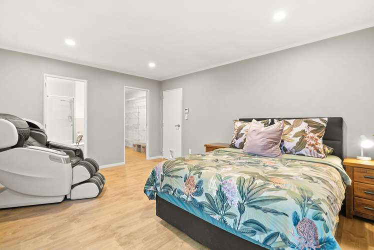 6 Phar Lap Crescent Takanini_8