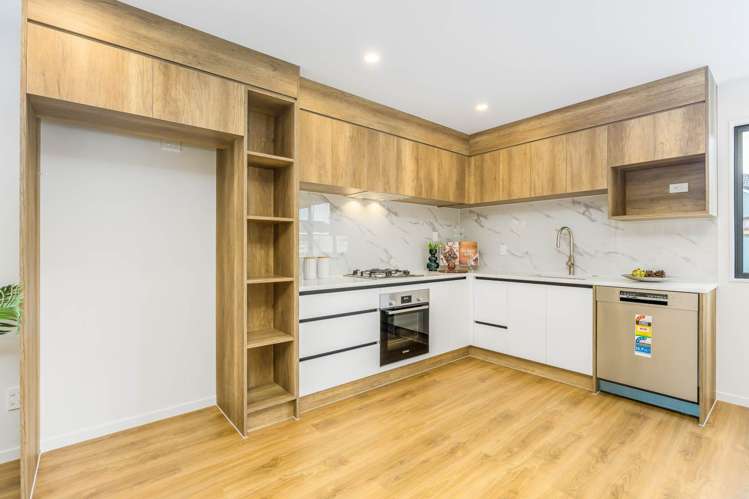 4/6 Woodhouse Place West Harbour_4
