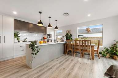 101 Station Road_2
