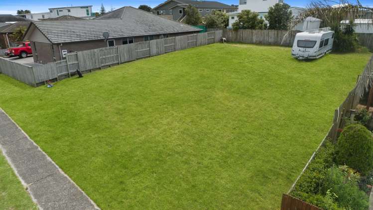 21 Coral Drive Papamoa_5