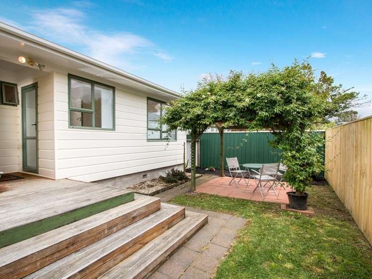 17 Stokes Avenue Te Atatu Peninsula_13