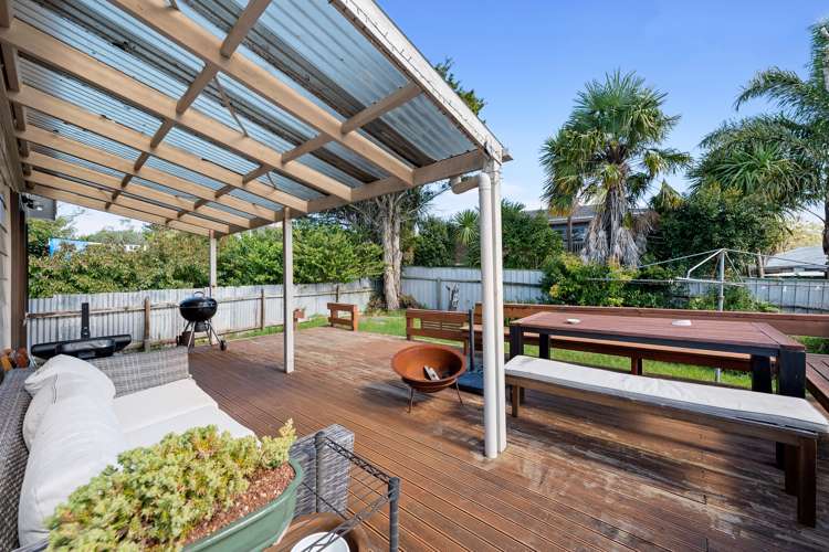 8a Croydon Road New Lynn_13