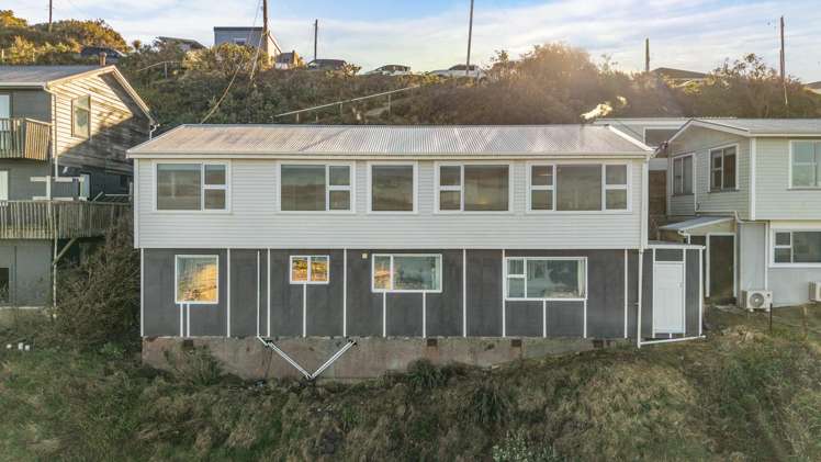 51 High Street Island Bay_19