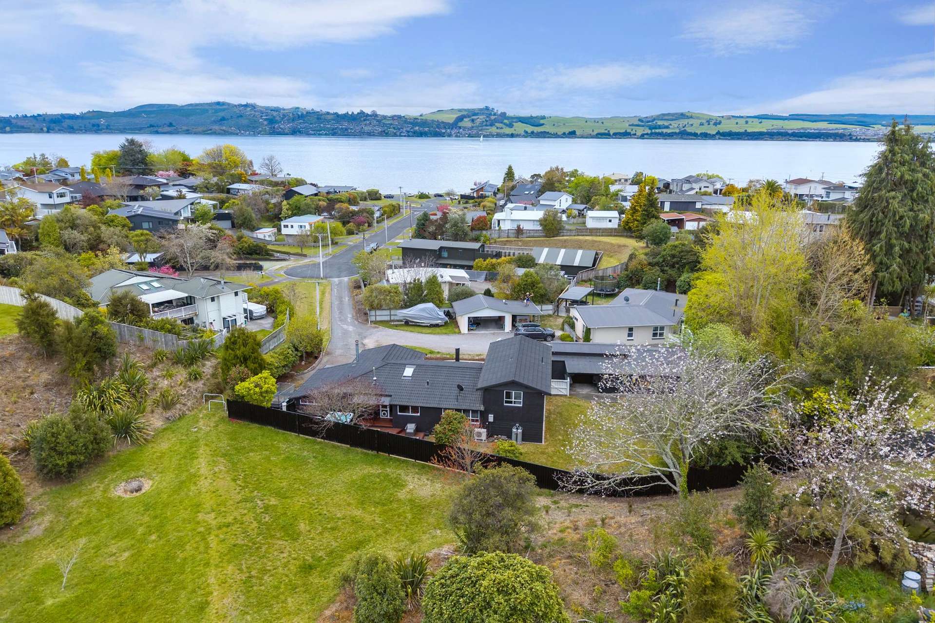 11 Kowhai Road Rainbow Point_0