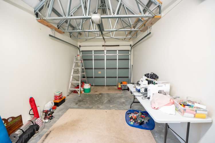 11 Stitchbird Crescent Papakura_19