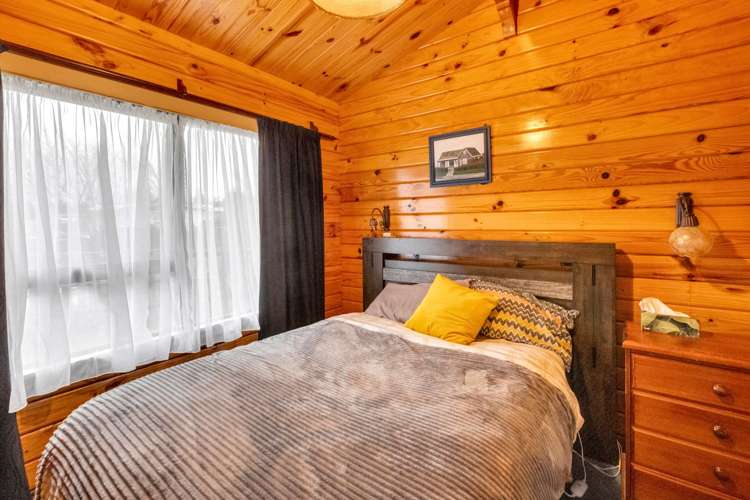 39 Newburn Street Waikaia_11