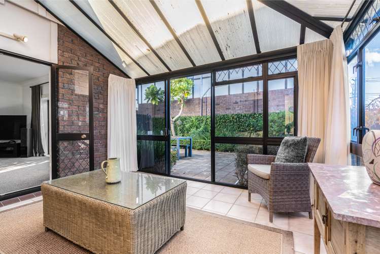 2/67 Brighton Road Parnell_14