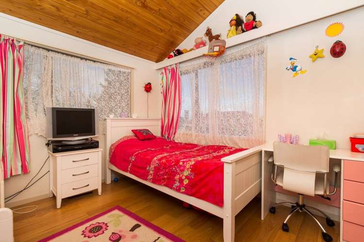 57 Seacliffe Road Hillsborough_9