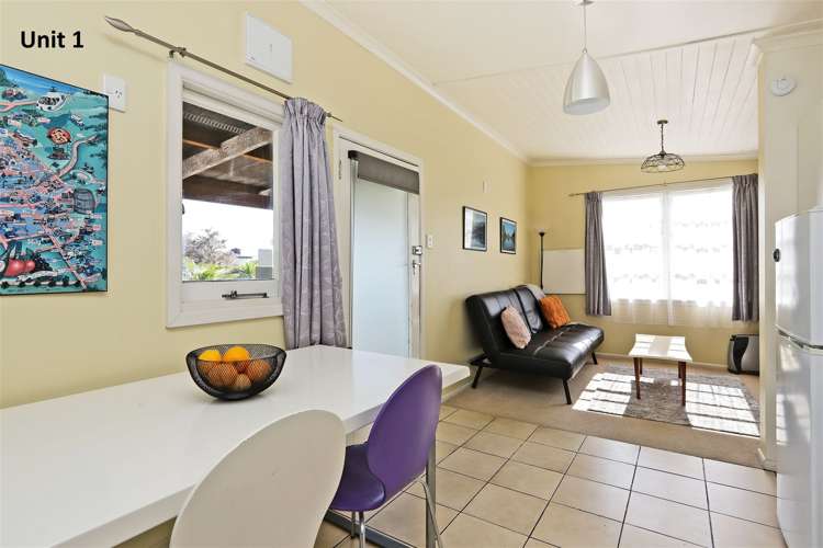 206 Park Road South Akina_17