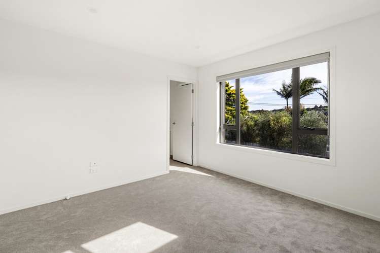 1/75 McAnnalley Street Manurewa East_16