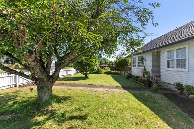 9 Riverpark Crescent Henderson_24