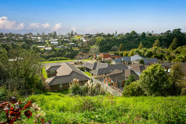 34 Ihimaera Terrace Leamington_21