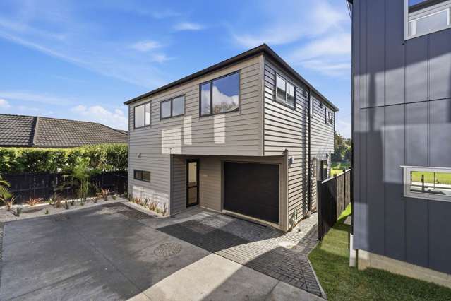 Where Coastal Charm Meets Contemporary Design