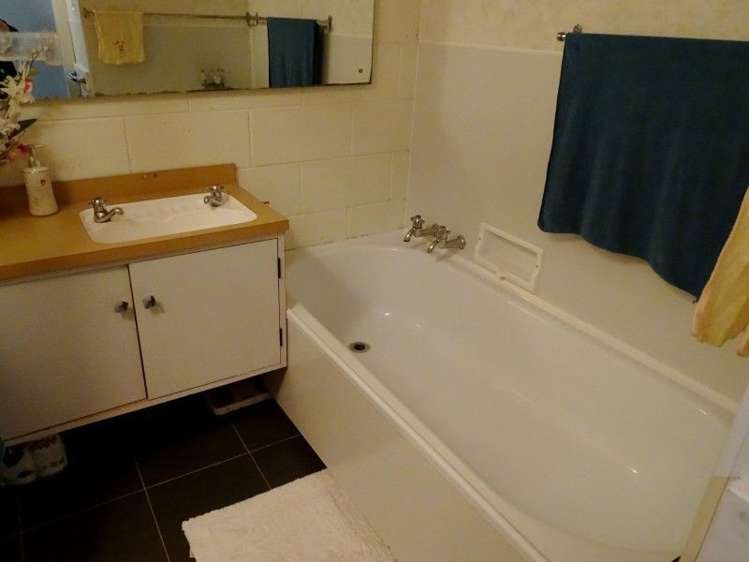 55 Thames Road Paeroa_19