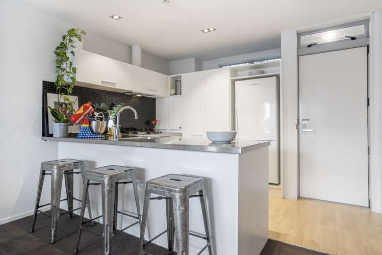 4u/435 New North Road Kingsland_3