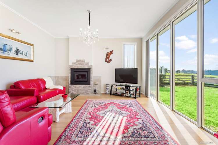 125 Tuparekura Road Helensville_9