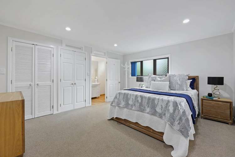 86 Beach Road Mellons Bay_14