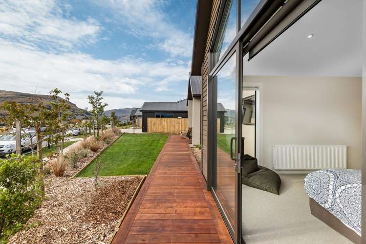 66 Spur Ridge Rise Jacks Point_18