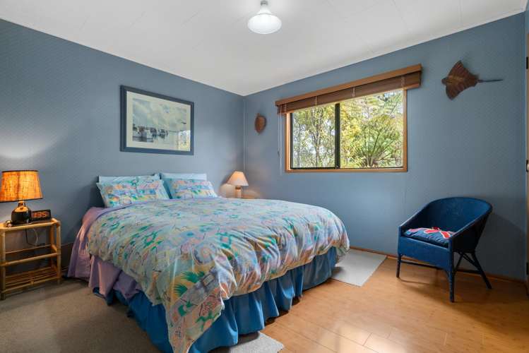 172 Howard Road Orere Point_11