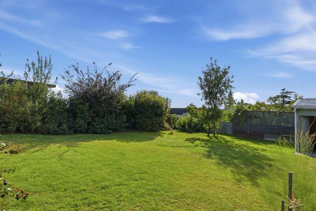 64 New Renwick Road Burleigh_1