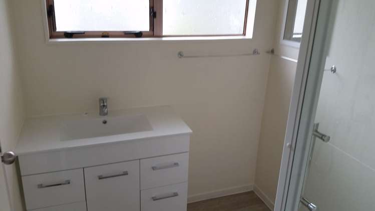 2/341 Kamo Road Whau Valley_7