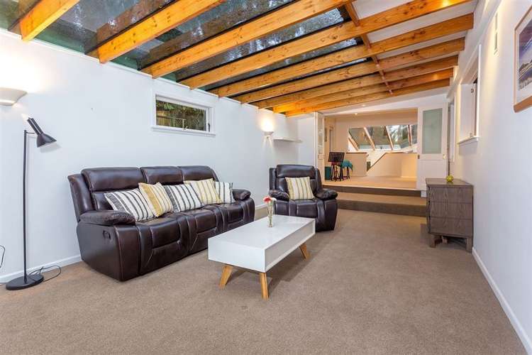 52 Waima Crescent Titirangi_10